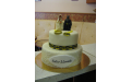 ESK2090 -  erre az esküvői torta kódra hivatkozzon!